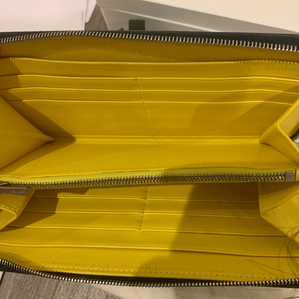 Celine | Large Zipped Multifunction Wallet In Calfskin | Black and Citron - Picture 9 of 16